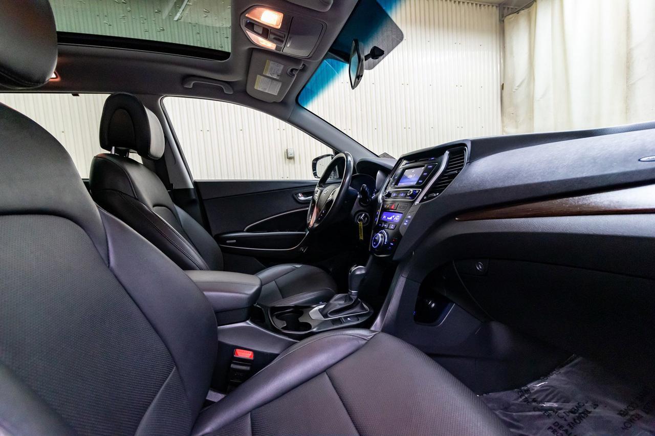 2018 Hyundai Santa Fe Sport AWD SE Leather Roof BCam Red Deer AB