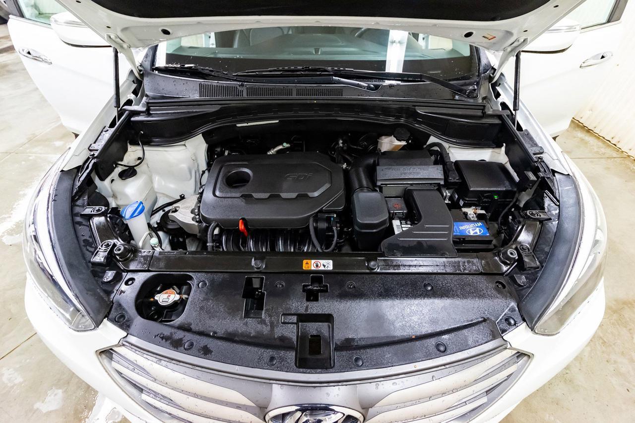 2018 Hyundai Santa Fe Sport AWD SE Leather Roof BCam Red Deer AB