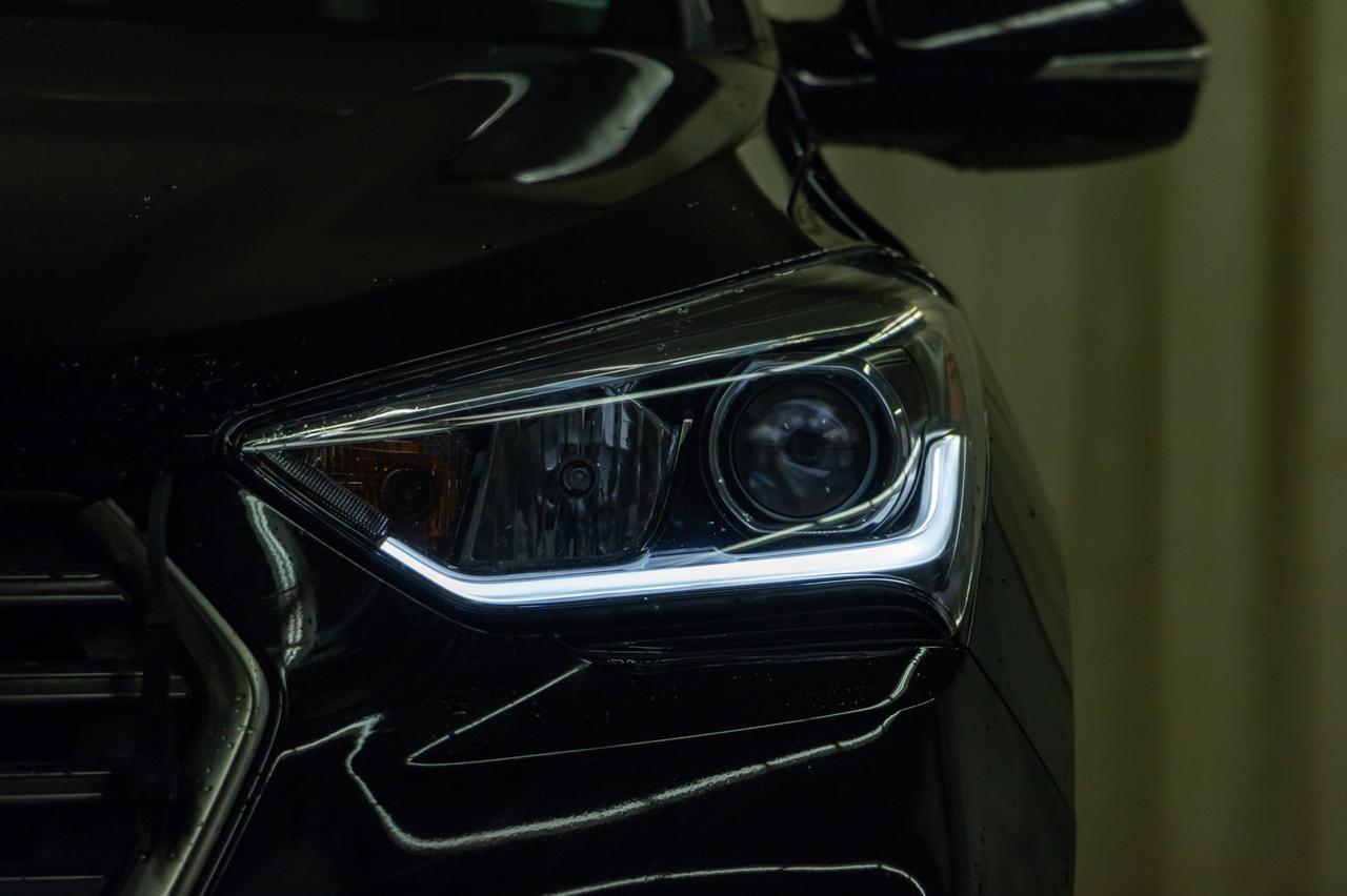 2018 Hyundai Santa Fe XL AWD Luxury Leahter Roof Nav Red Deer AB