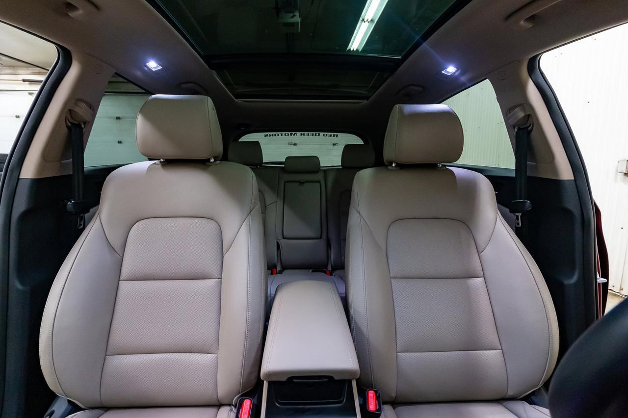 2018 Hyundai Tucson AWD Luxury Leather Roof Nav Red Deer AB
