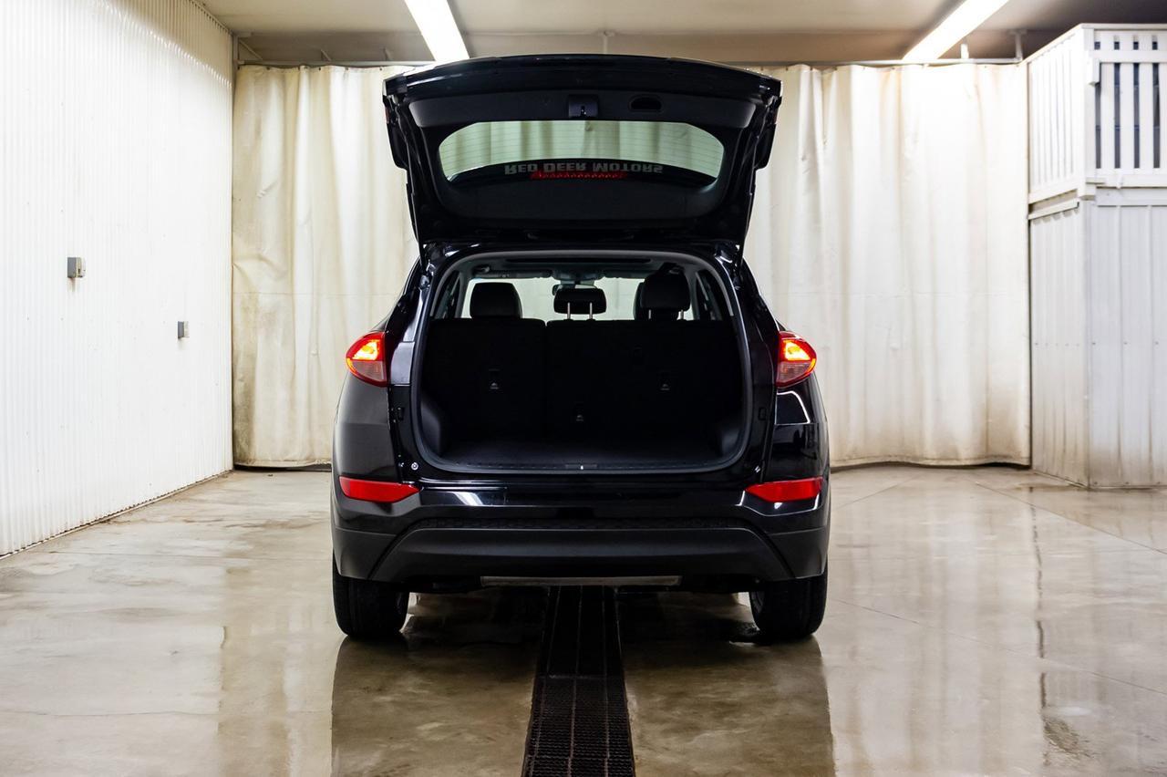 2018 Hyundai Tucson AWD SE Leather Roof BCam Red Deer AB