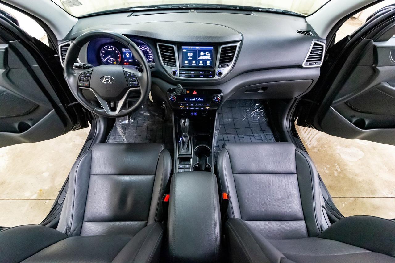 2018 Hyundai Tucson AWD SE Leather Roof BCam Red Deer AB