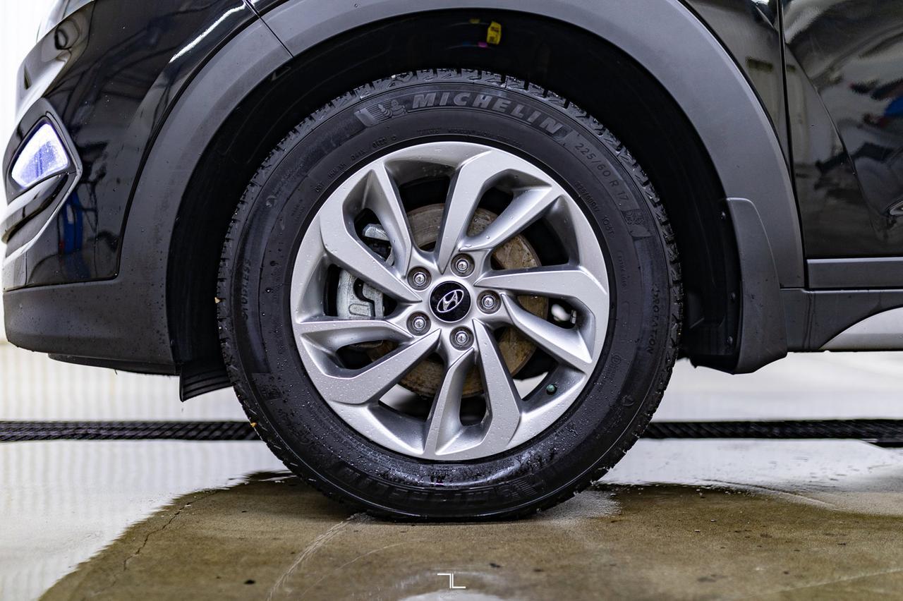 2018 Hyundai Tucson AWD SE Leather Roof BCam Red Deer AB