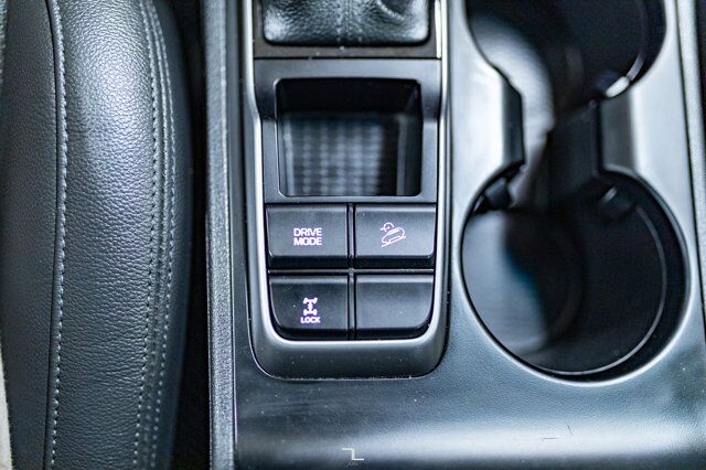 2018 Hyundai Tucson AWD SE Leather Roof BCam Red Deer AB