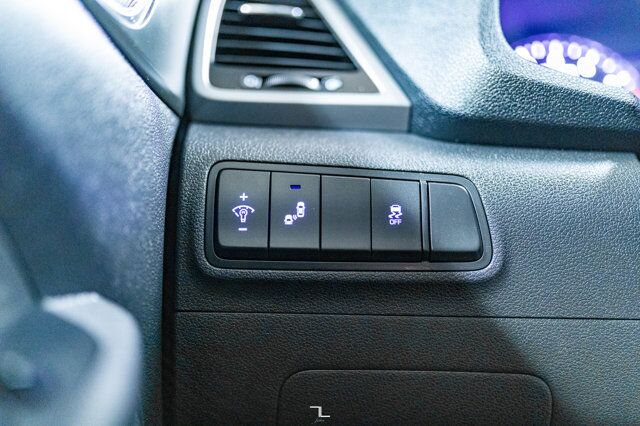 2018 Hyundai Tucson AWD SE Leather Roof BCam Red Deer AB