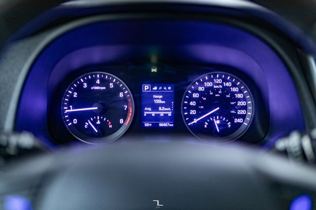 2018 Hyundai Tucson AWD SE Leather Roof BCam Red Deer AB