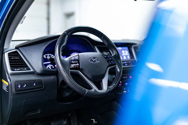 2018 Hyundai Tucson AWD SE Leather Roof BCam Red Deer AB