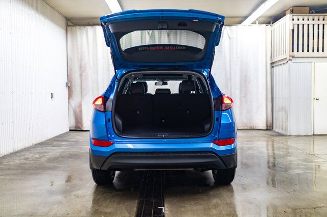 2018 Hyundai Tucson AWD SE Leather Roof BCam Red Deer AB