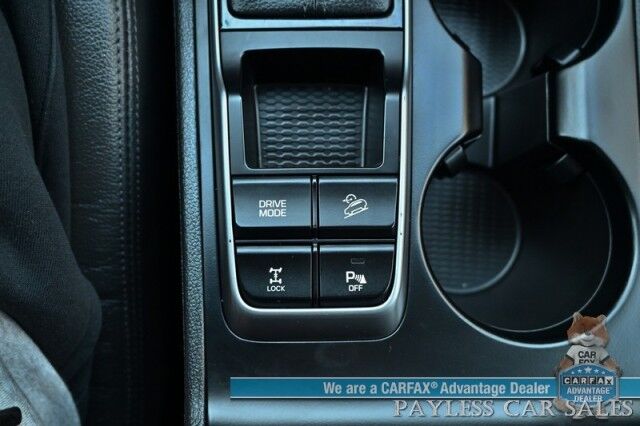 2018 Hyundai Tucson LIMITED / AWD / Ultimate Pkg / Front & Rear Heated Seats / Heated Steering / NAV / Panoramic Sunroof / Lane Watch & Blind Spot Alert / Apple CarPlay & Android Auto / Back Up Cam / Block Heater / Low Miles Anchorage AK 2018 Hyundai Tucson LIMITED / AWD / Ultimate Pkg / Front & Rear Heated Seats / Heated Steering / NAV / Panoramic Sunroof / Lane Watch & Blind Spot Alert / Apple CarPlay & Android Auto / Back Up Cam / Block Heater / Low Miles Anchorage AK