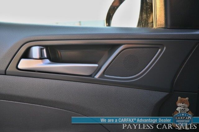 2018 Hyundai Tucson Limited / AWD / Ultimate Pkg / Heated & Cooled Leather Seats / Heated Steering / NAV / Panoramic Sunroof / Infinity Premium Speakers / Lane Watch & Blind Spot Alert / Apple CarPlay & Android Auto / Back Up Cam / Low Miles Wasilla AK