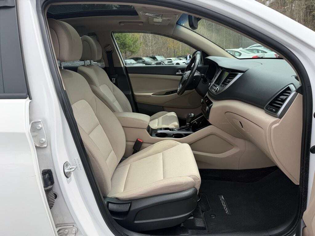 2018 Hyundai Tucson Value Orange MA