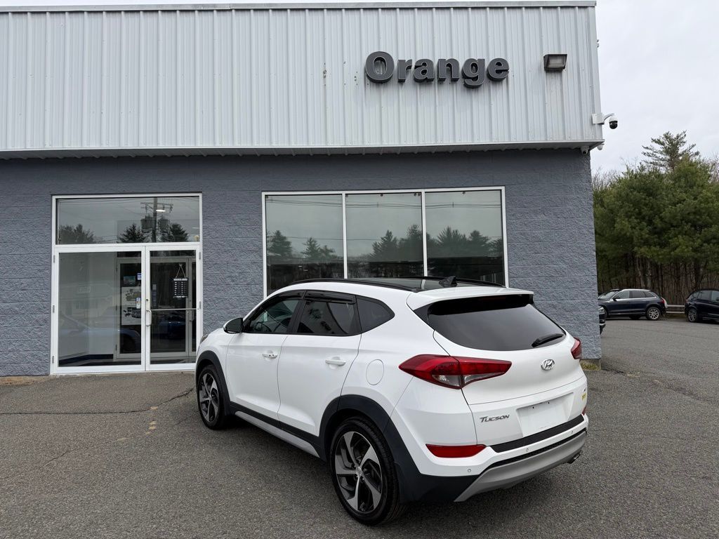 2018 Hyundai Tucson Value Orange MA