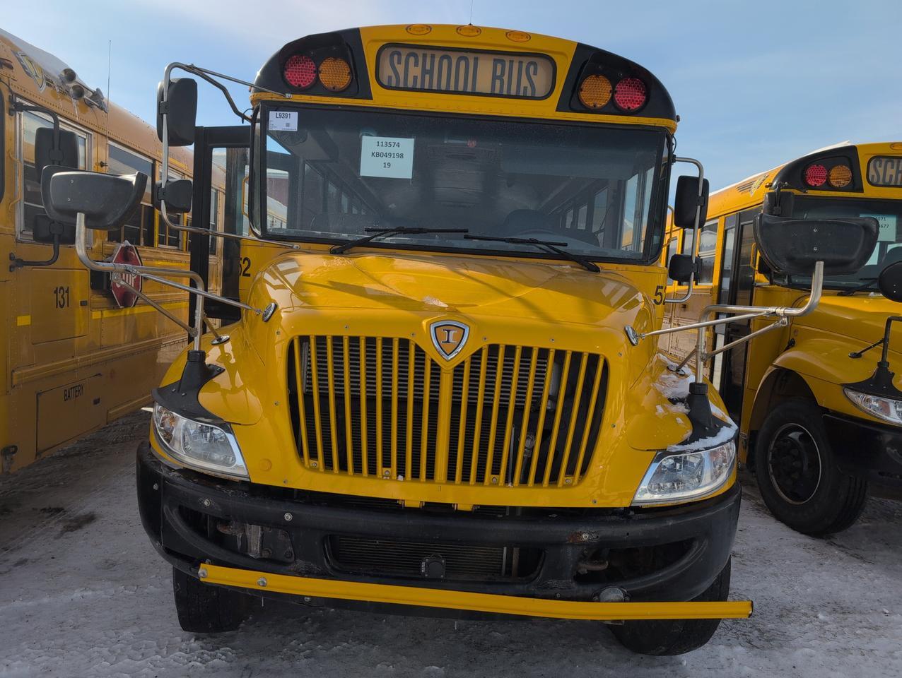 2018 IC INTERNATIONAL CE300