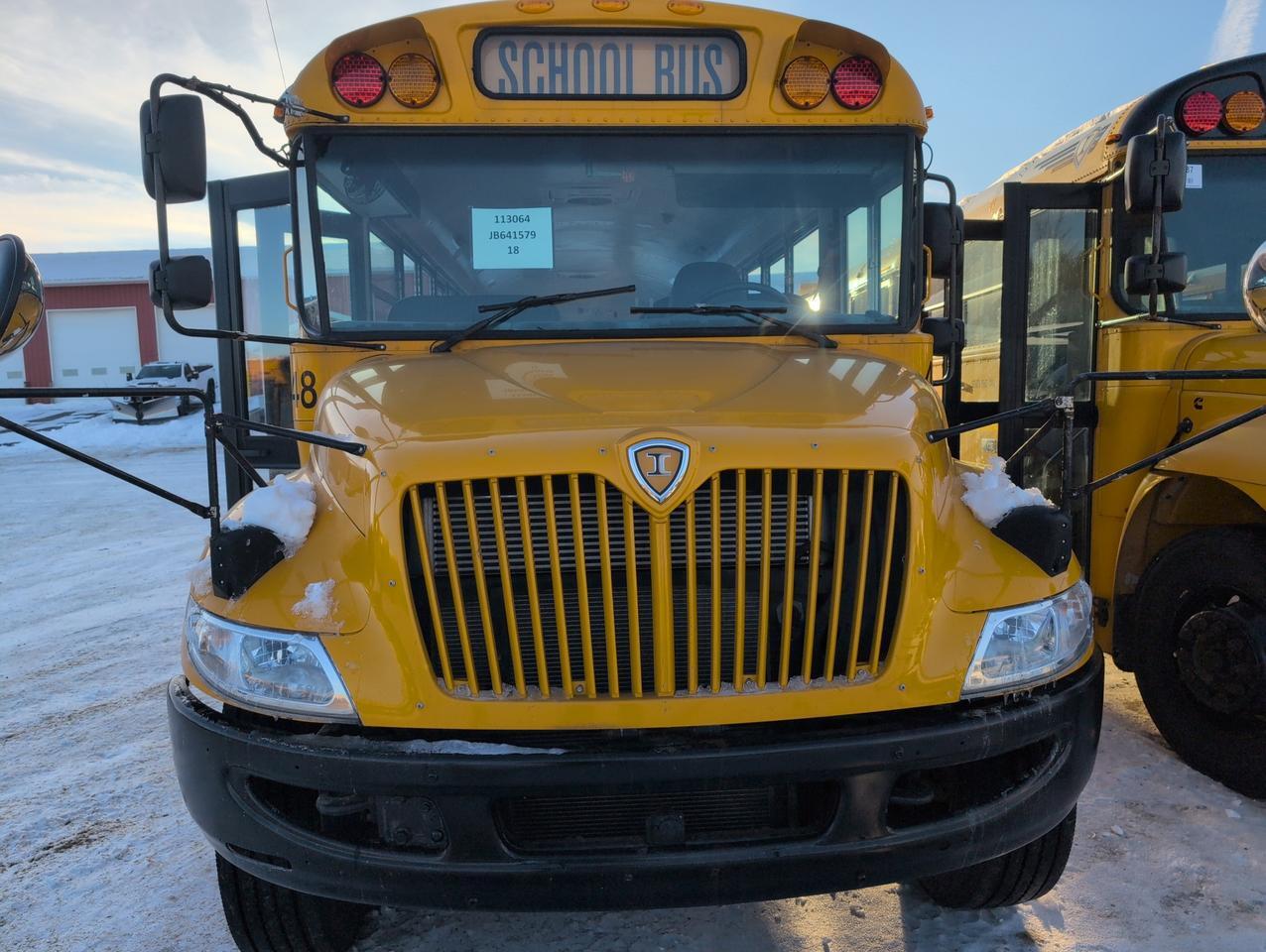 2018 IC INTERNATIONAL CE300