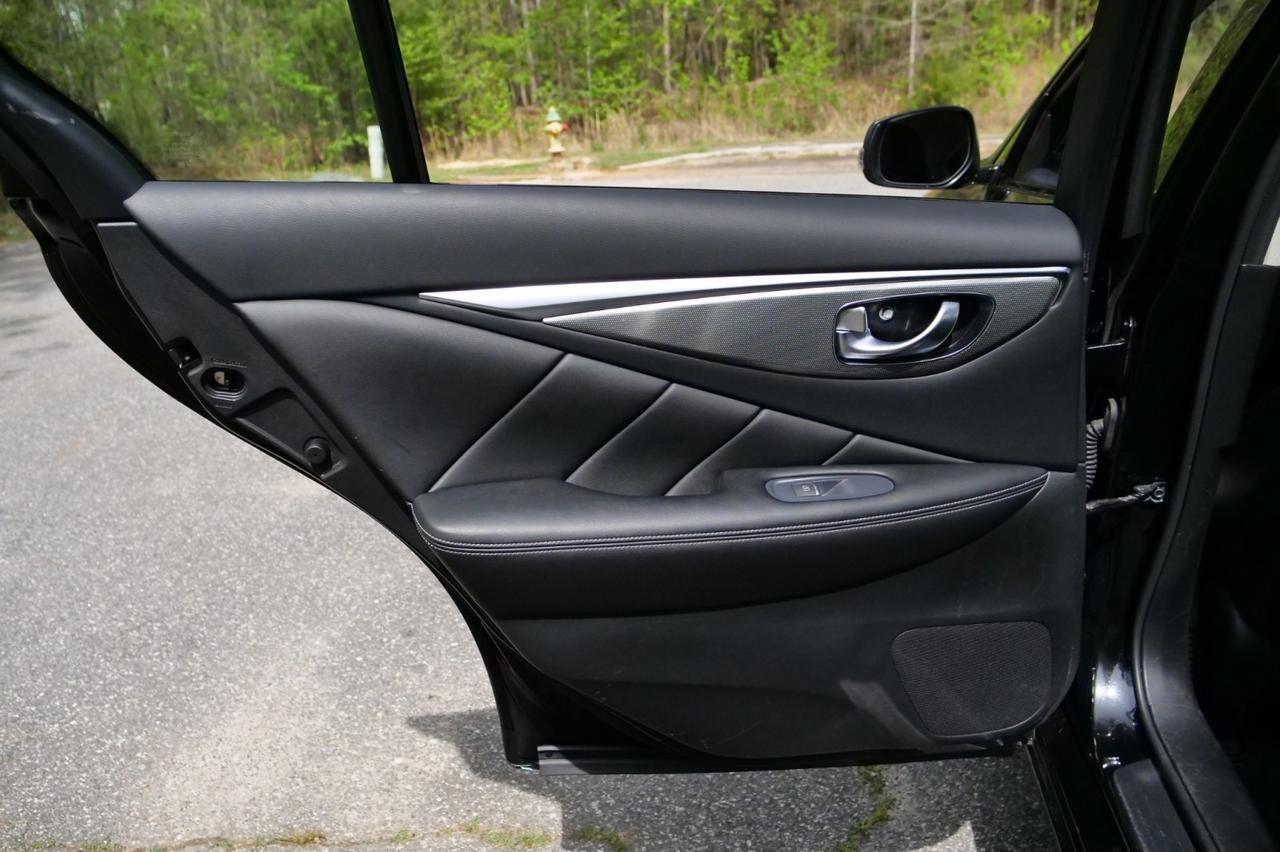 2018 INFINITI Q50 3.0t SPORT AWD / Heated Seats / Sunroof! Lincolnton NC