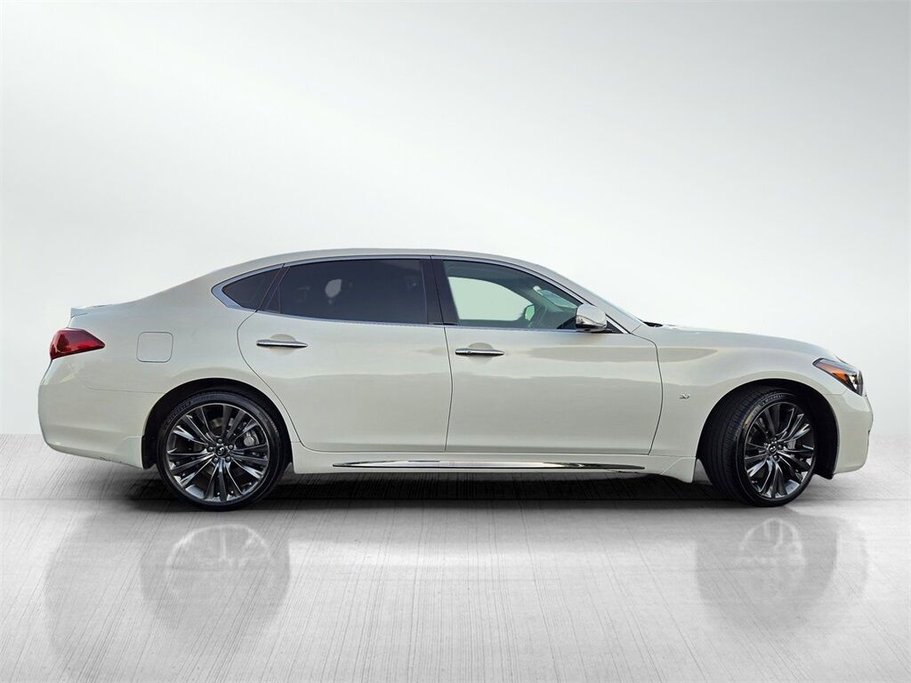 2018 INFINITI Q70L 3.7X