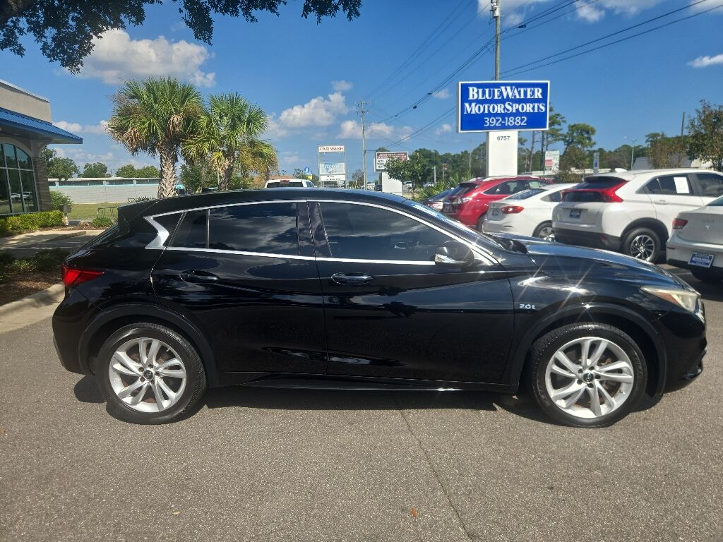 2018 INFINITI QX30