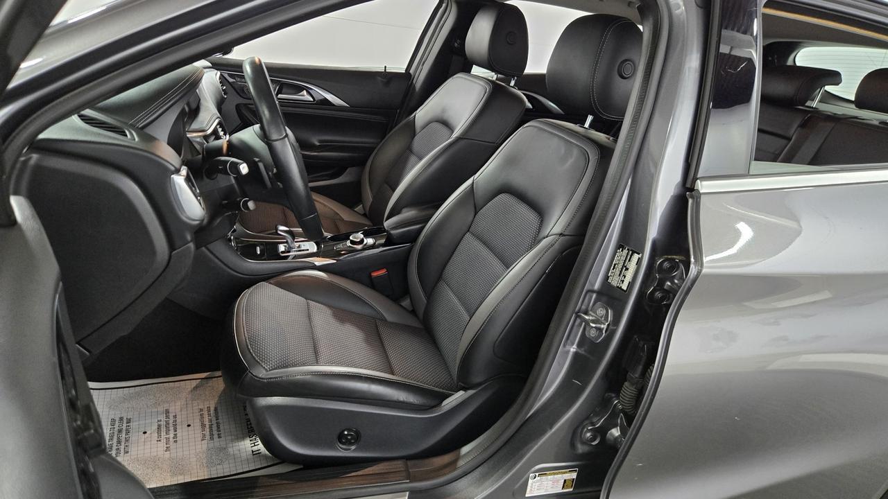 2018 INFINITI QX30 LUXE Jersey City NJ