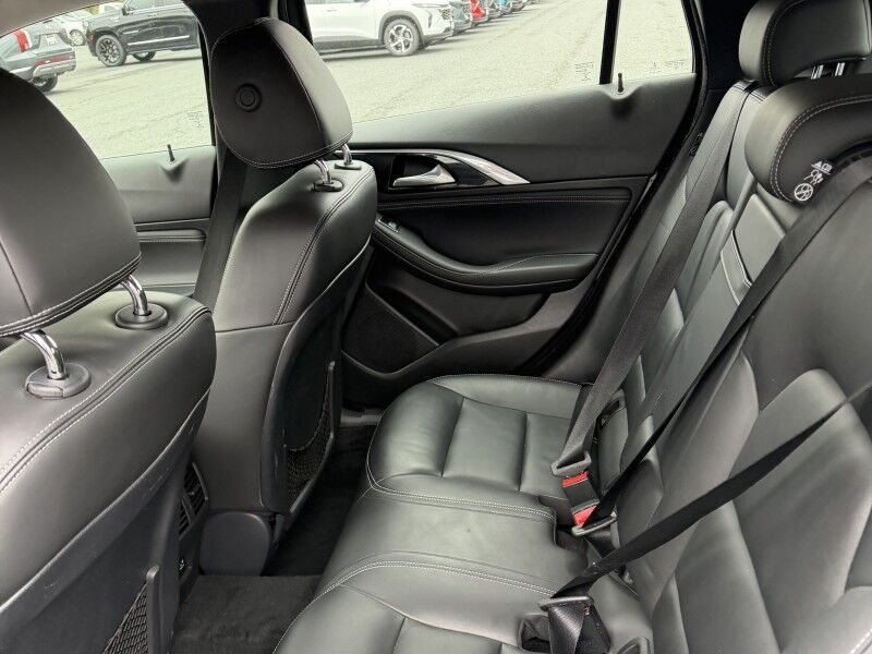 2018 INFINITI QX30 Luxury Arlington VA