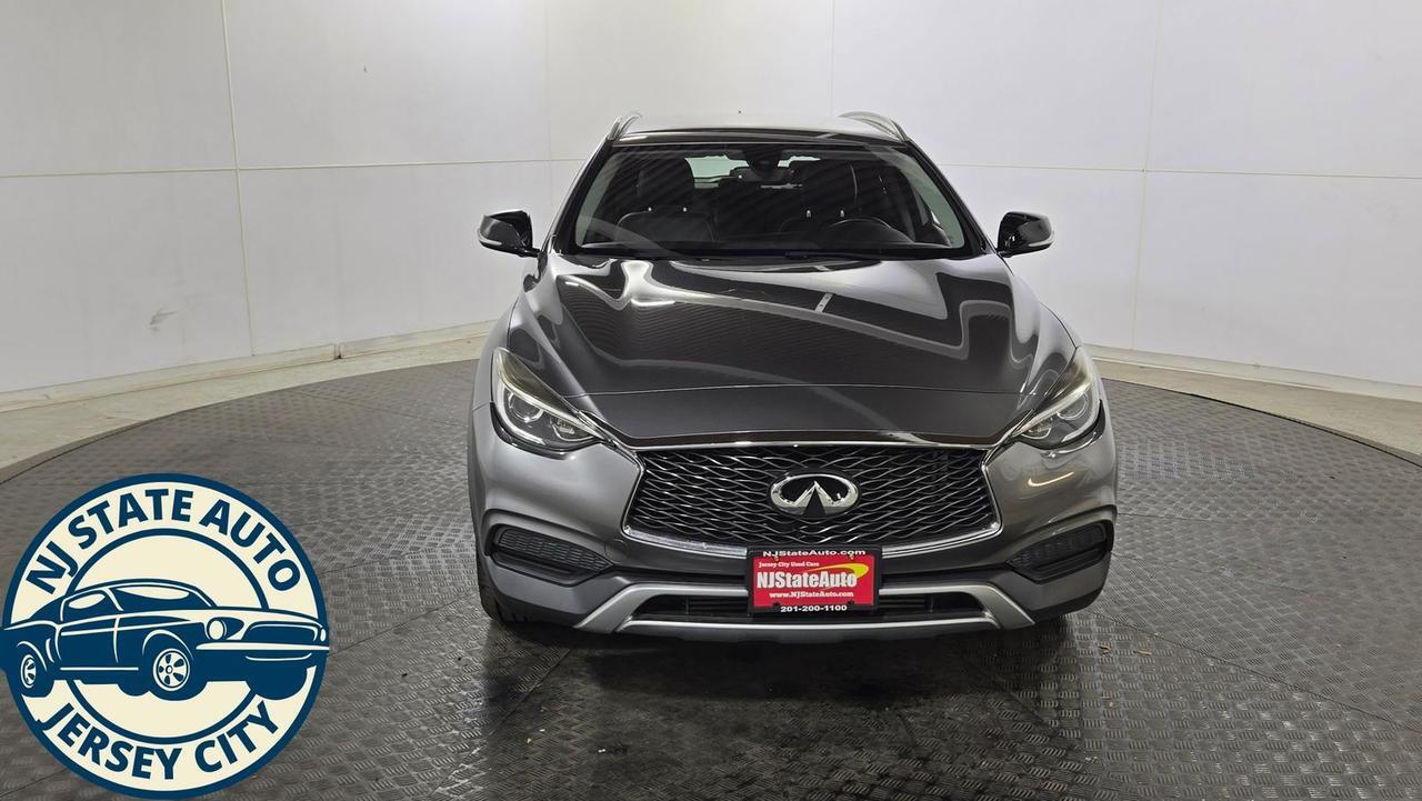 2018 INFINITI QX30 Luxury