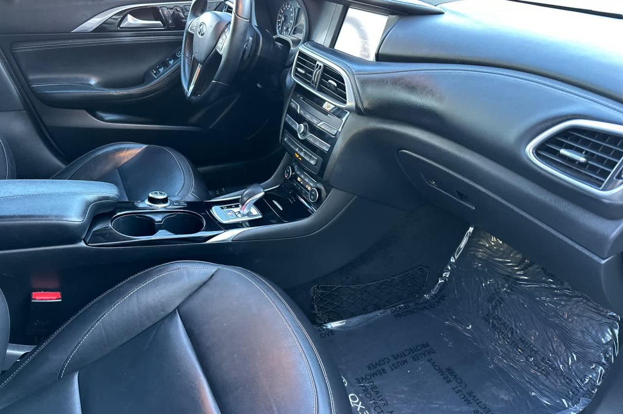 2018 INFINITI QX30 Luxury Roseville CA