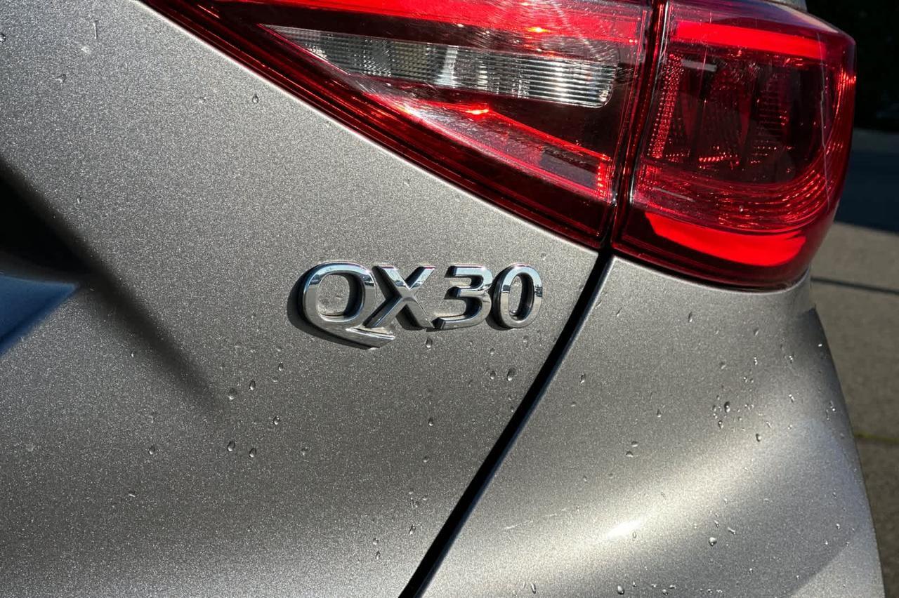 2018 INFINITI QX30 Luxury Roseville CA