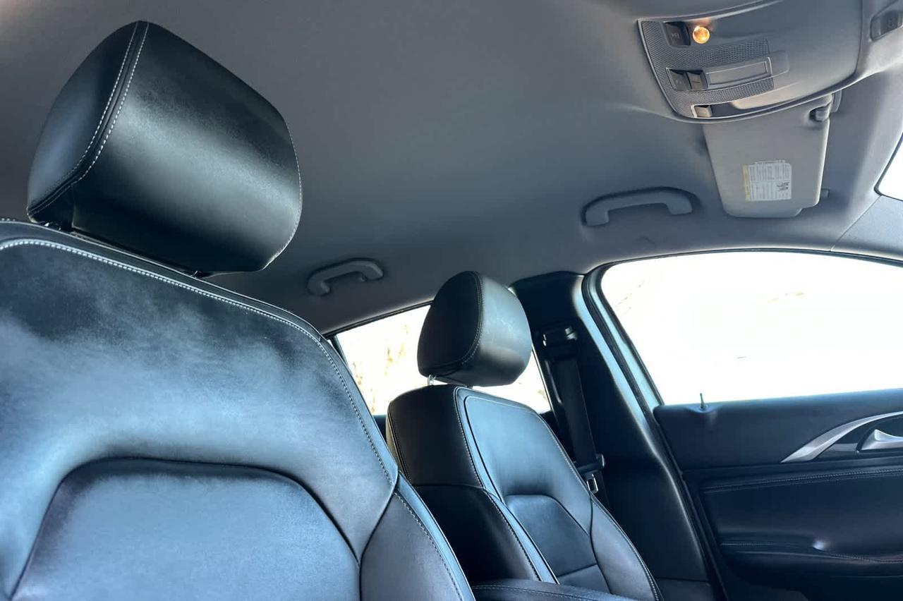 2018 INFINITI QX30 Luxury Roseville CA