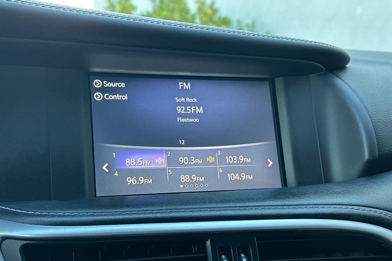 2018 INFINITI QX30 Luxury Roseville CA