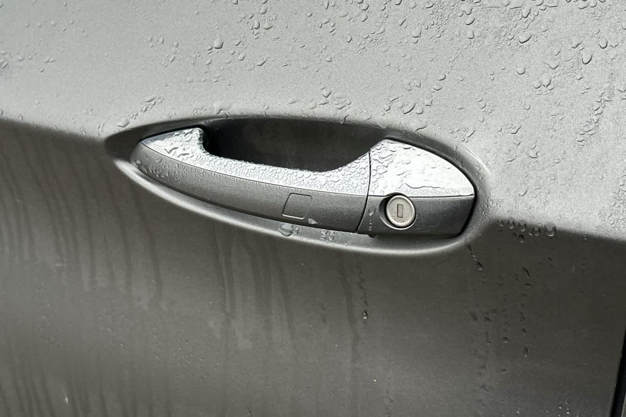 2018 INFINITI QX30 Luxury Roseville CA