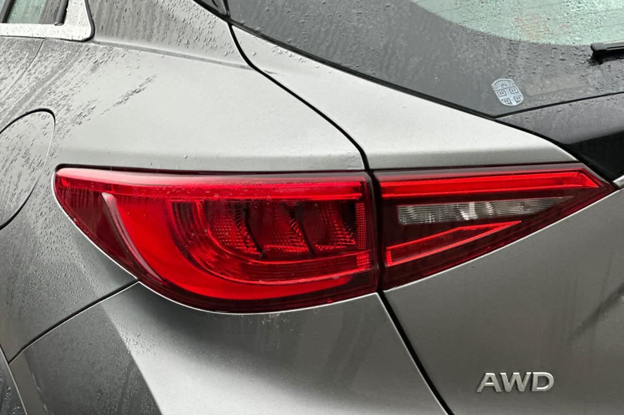 2018 INFINITI QX30 Luxury Roseville CA