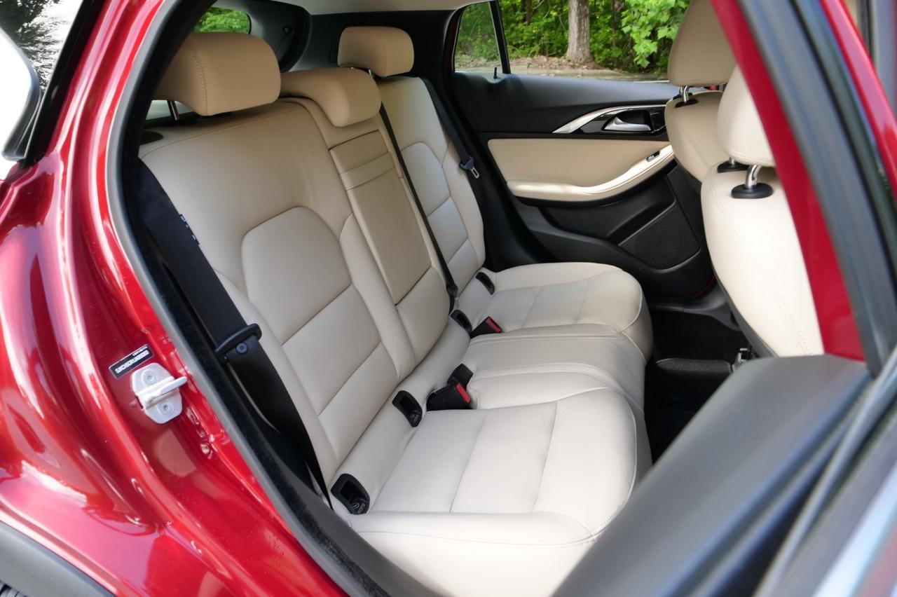 2018 INFINITI QX30 Premium AWD / Pano Sunroof / Heated Front Seats! Lincolnton NC