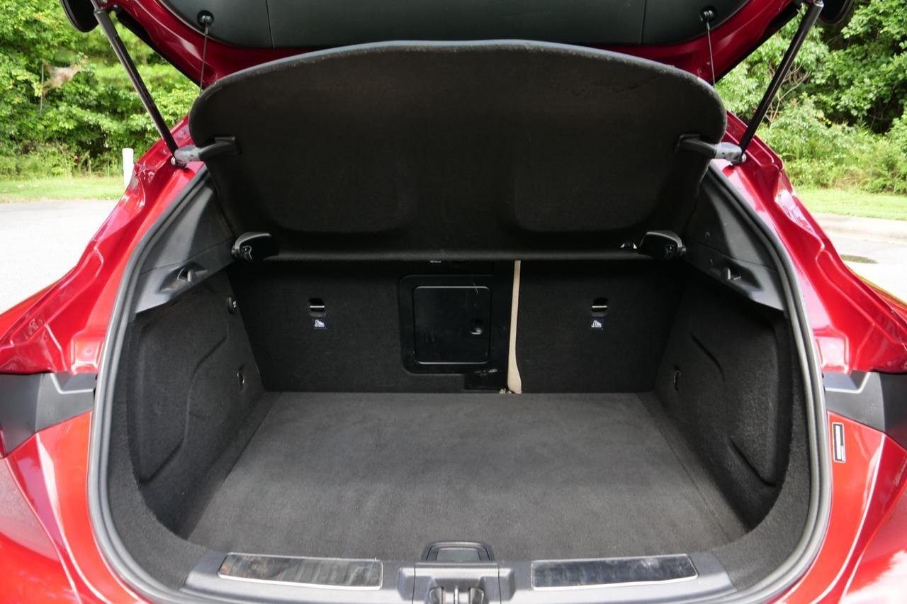 2018 INFINITI QX30 Premium AWD / Pano Sunroof / Heated Front Seats! Lincolnton NC