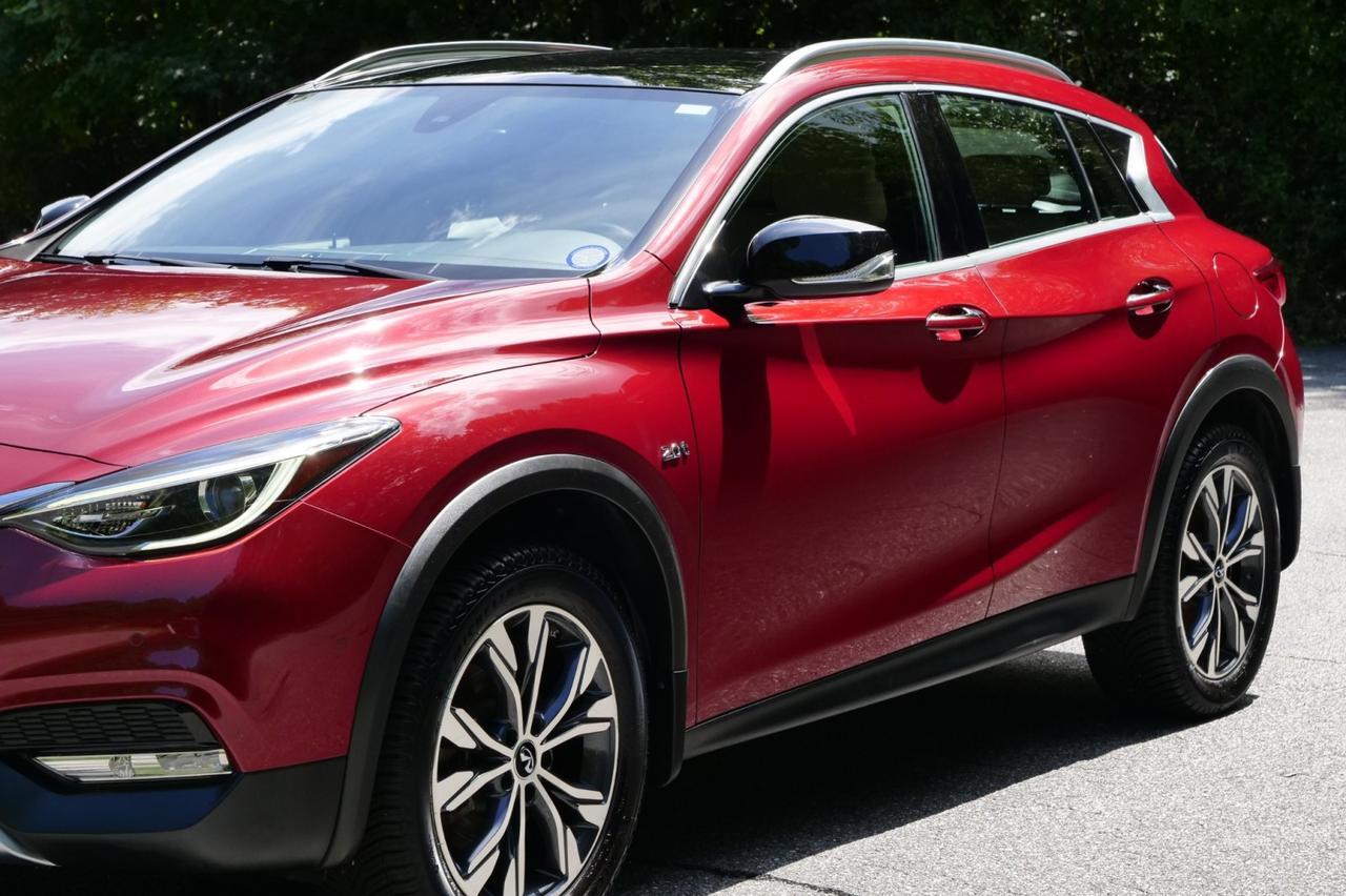 2018 INFINITI QX30 Premium AWD / Pano Sunroof / Heated Front Seats! Lincolnton NC