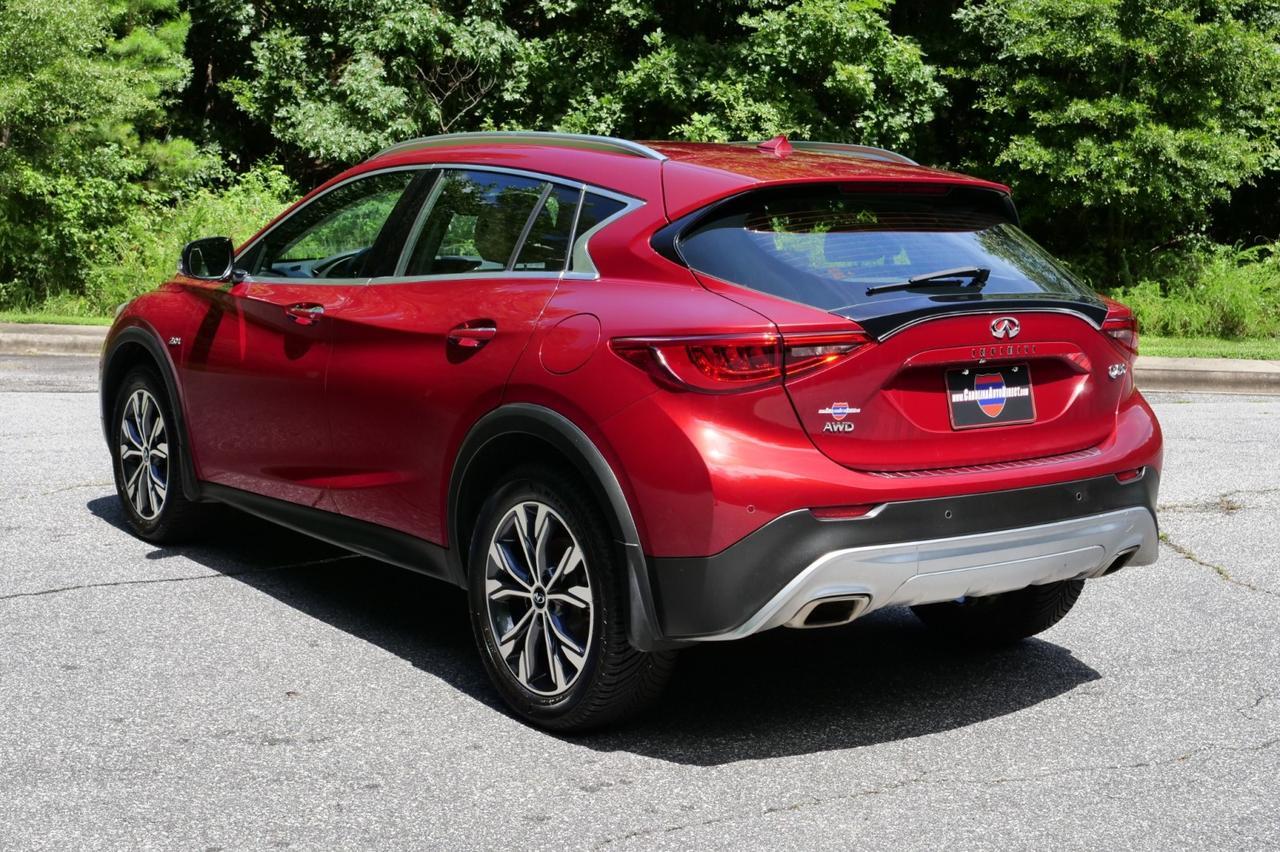 2018 INFINITI QX30 Premium AWD / Pano Sunroof / Heated Front Seats! Lincolnton NC