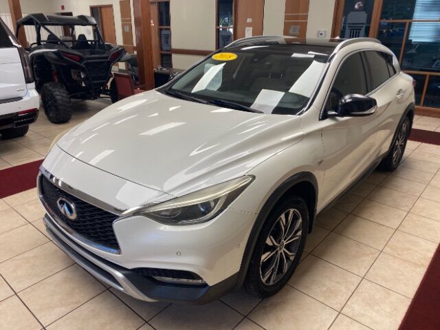 2018 INFINITI QX30 Premium