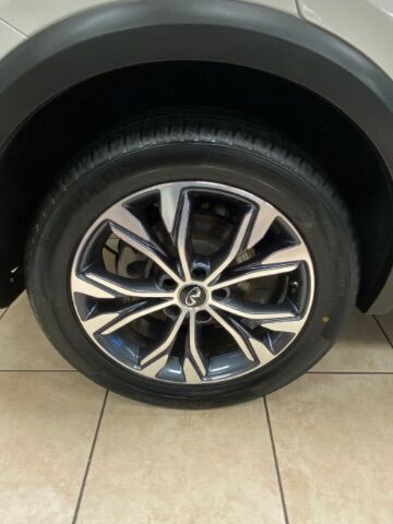 2018 INFINITI QX30 Premium Charlotte NC