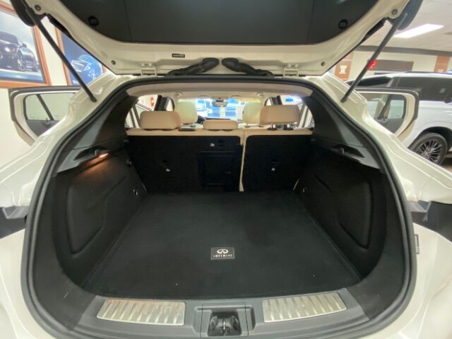 2018 INFINITI QX30 Premium Charlotte NC