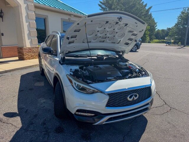 2018 INFINITI QX30 Premium Conover NC