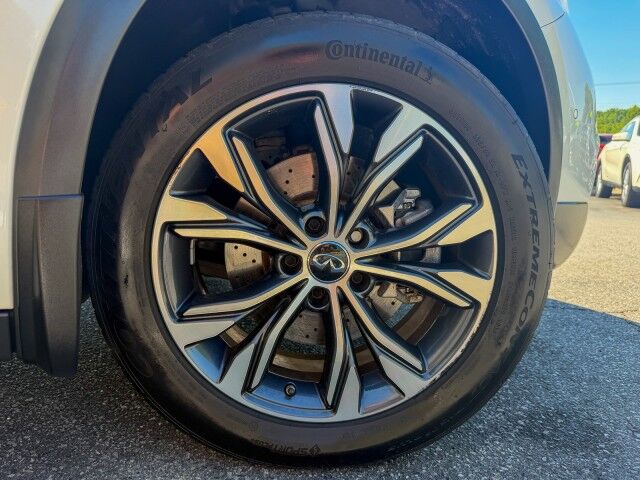 2018 INFINITI QX30 Premium Conover NC