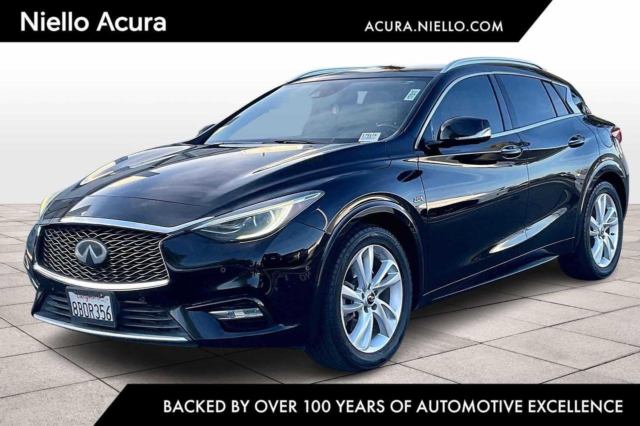 2018 INFINITI QX30 Premium