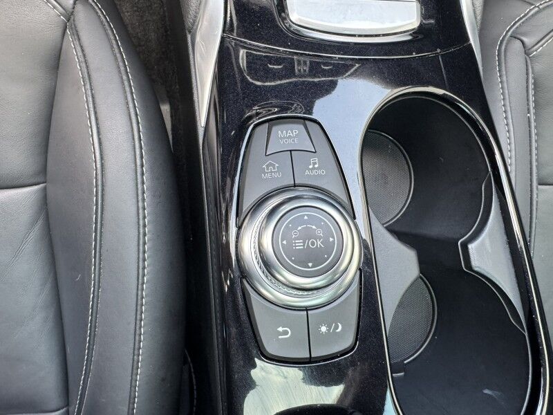 2018 INFINITI QX30 Premium Willow Grove PA