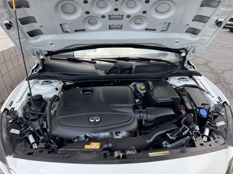 2018 INFINITI QX30 Premium Willow Grove PA