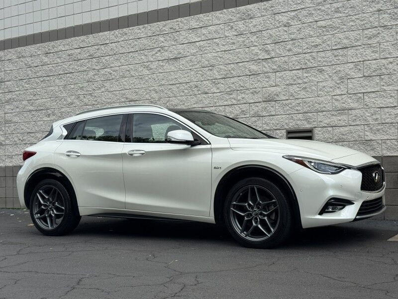 2018 INFINITI QX30 Premium Willow Grove PA