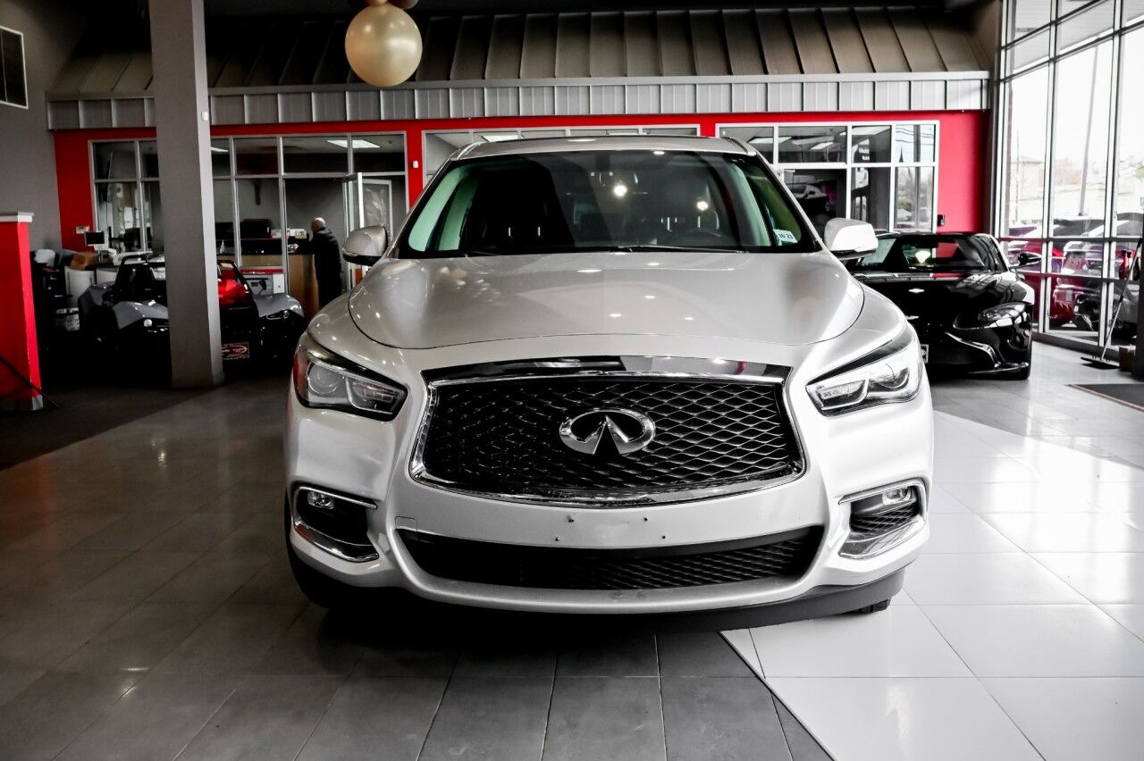 2018 Infiniti QX60 Base photo 2