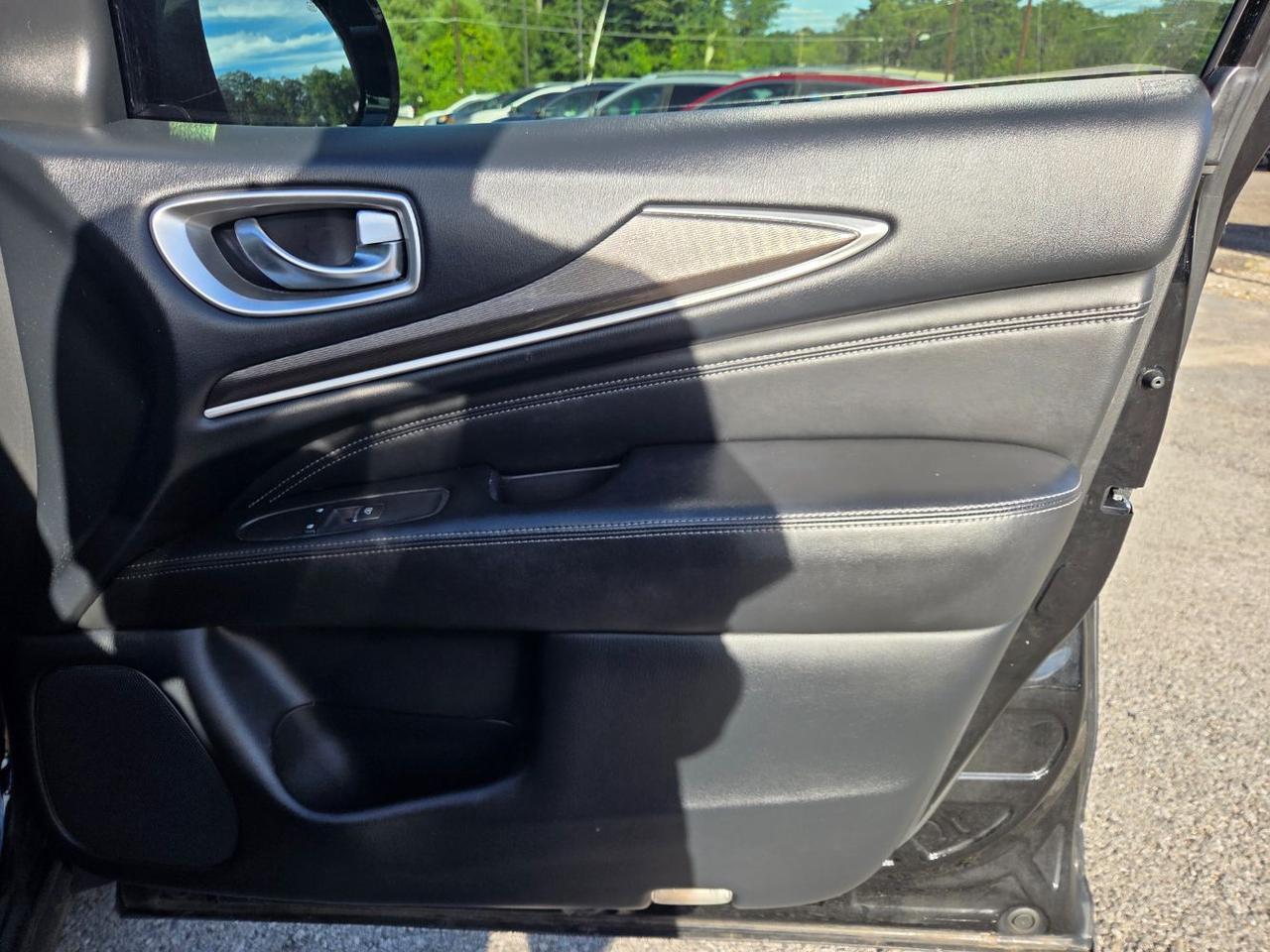 2018 INFINITI QX60 AWD Charlton MA