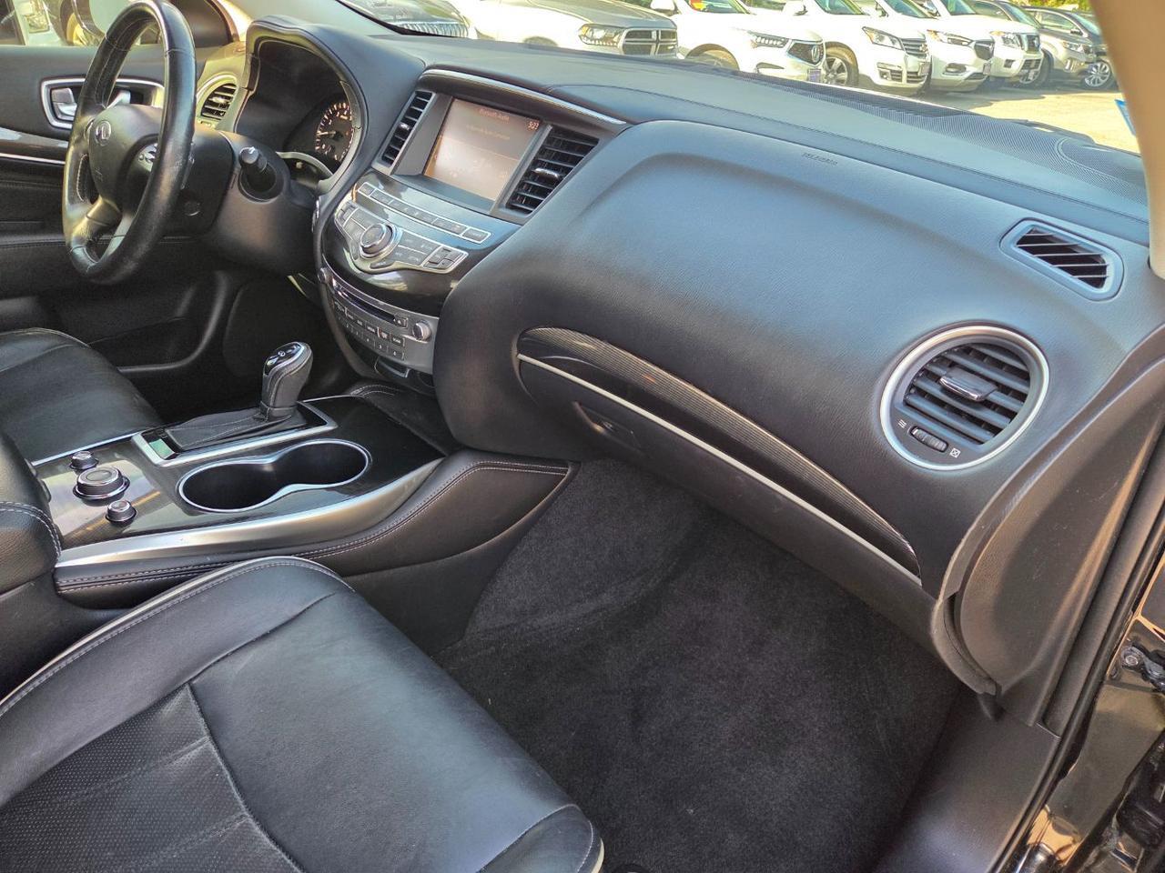 2018 INFINITI QX60 AWD Charlton MA