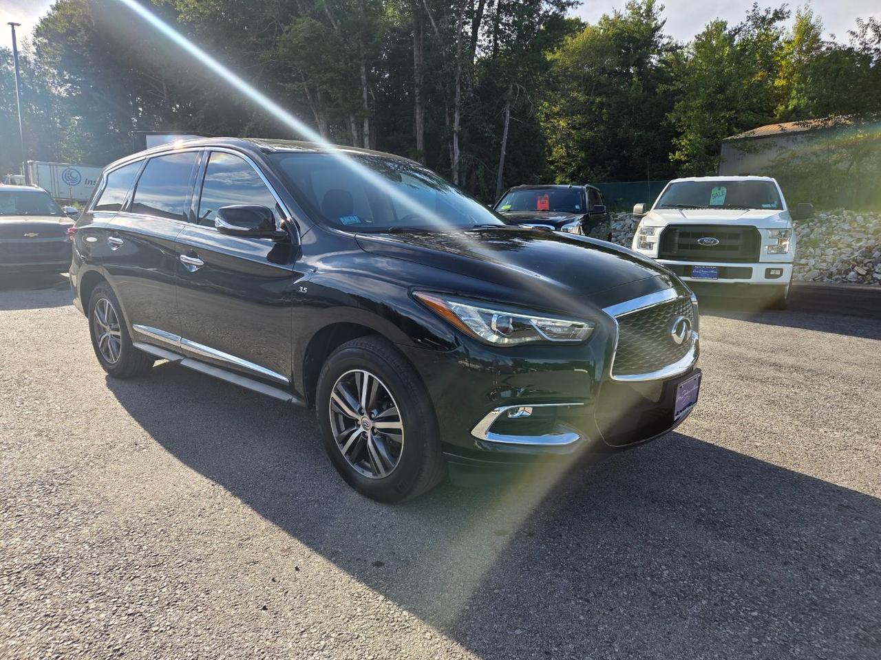 2018 INFINITI QX60 AWD Charlton MA