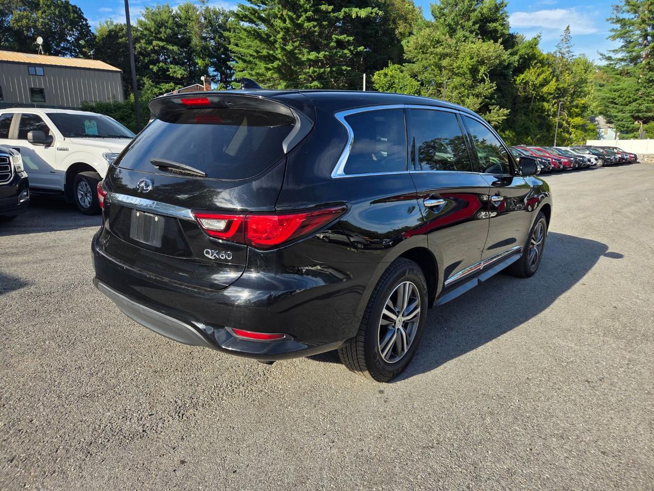 2018 INFINITI QX60 AWD Charlton MA