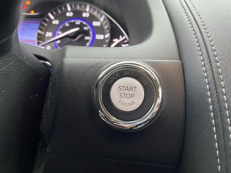 2018 INFINITI QX80 Bristol  PA