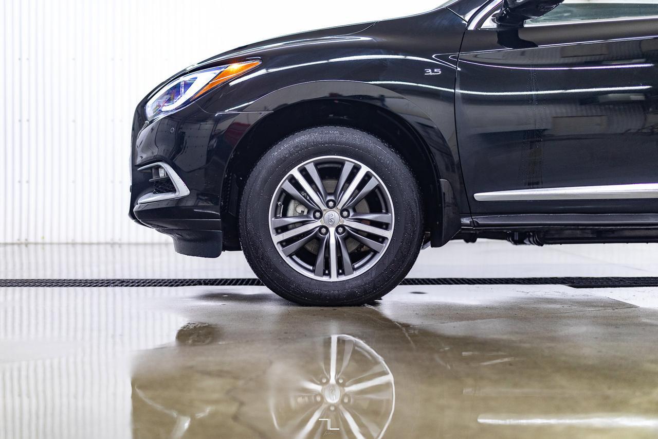 2018 Infiniti QX60 AWD Premium Leather Roof Nav Red Deer AB